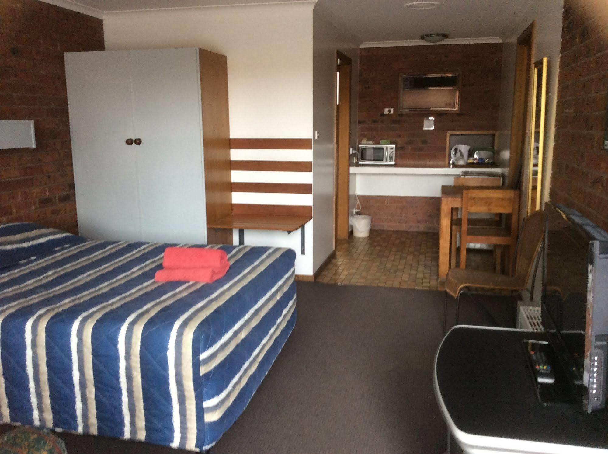 Kardinia Park Motel Geelong Exterior photo